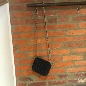 henri bendel crossbody **Excellent Condition